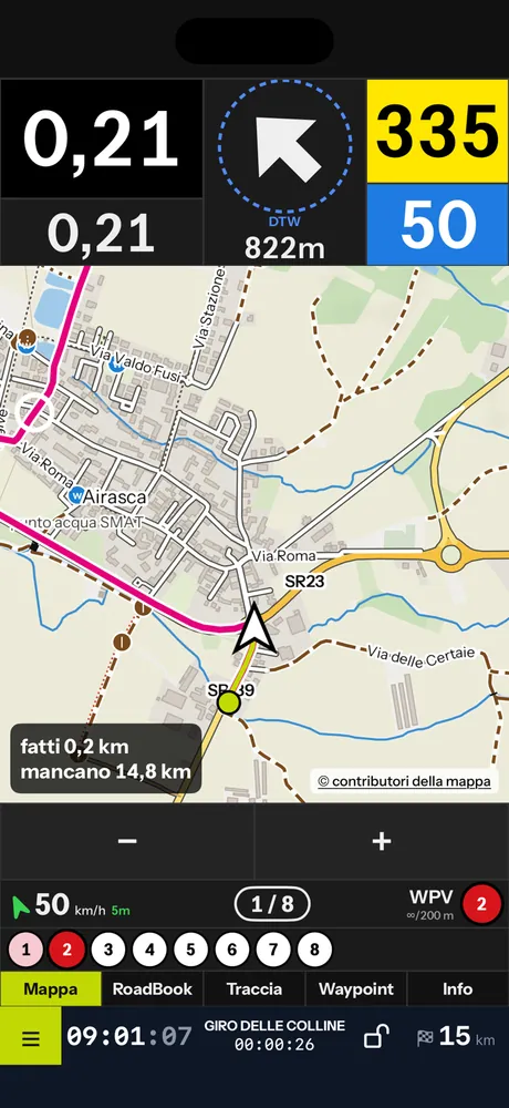 La mappa GPX su iPhone nella direzione di marcia, con i tasti meno e più